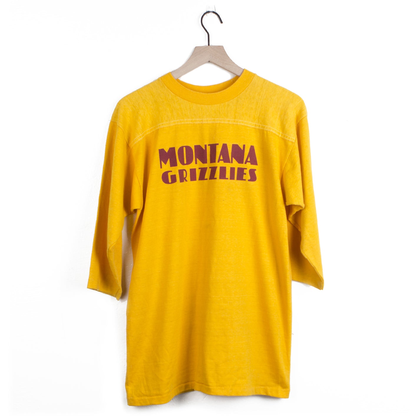 No. 89278 (80's Montana Grizzlies Football Shirt)