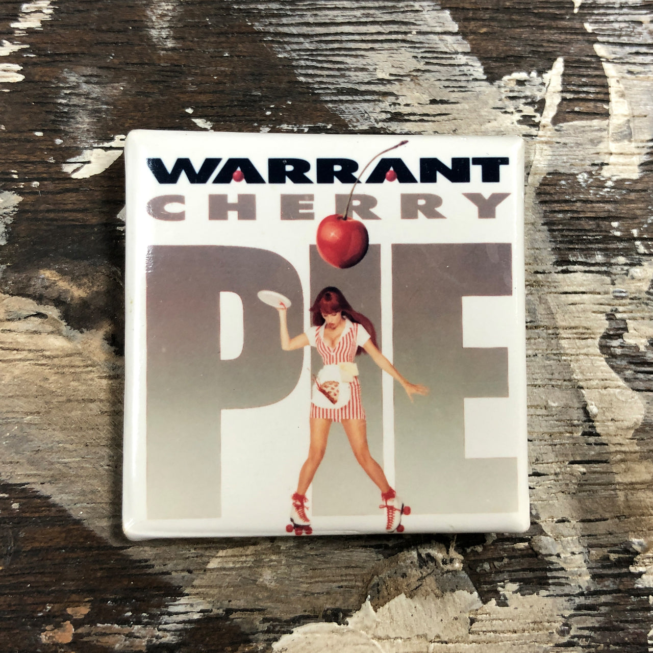 Warrant "Cherry Pie" Pin '90
